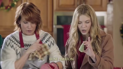 The whole house smells
pine and cinnamon. - Christmas in Pine Valley
