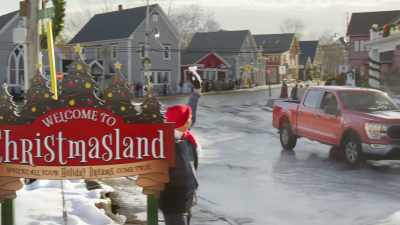 The whole town
comes together every year - Believe in Christmas
