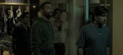 The winner gets to perform
at Nas's concert. - Gully Boy