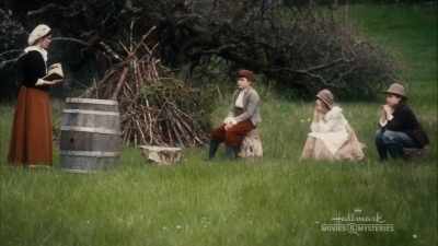 The women setting up an outdoor school - Site Unseen: An Emma Fielding Mystery
