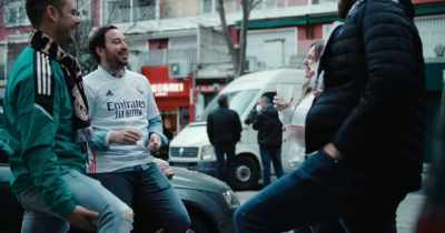 The working class
is organized in groups. - Super League: The War for Football