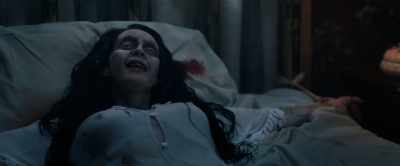 ♪ The world and the world... ♪ - The Exorcism of God