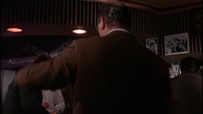 The world's a dodgy place - Performance