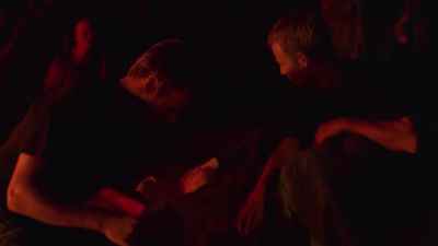 The wound appears cauterised but
there may be bleeding underneath. - Stargate SG-1
