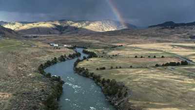 The Yellowstone
moves east and south - Yellowstone: One-Fifty