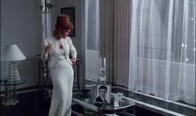 "Theatricality, my dear,
is your department." - At Long Last Love