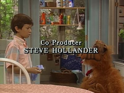          [theme music] - ALF