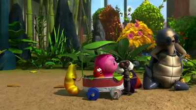 [theme music] - Larva Family