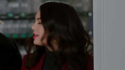 Then you brought said dead girl
back to Beacon Heights - Pretty Little Liars: The Perfectionists
