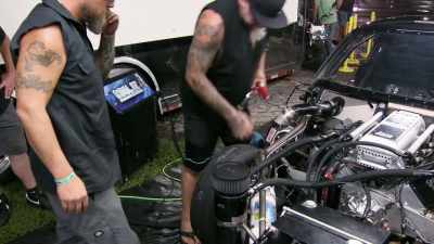 Then, we can run with the car. - Street Outlaws No Prep Kings Team Attack