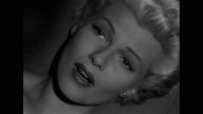 ♪ Then don't take your lips - The Eyes of Orson Welles