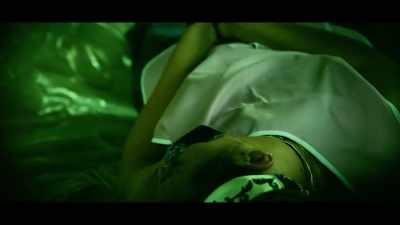 Then he dragged her on
a large piece of polythene. - The Real Prime Suspect