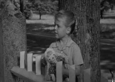 Then she drove away. - The Man in the Net