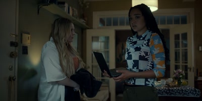 -Then how did he get here?
-I don't know. - Accused