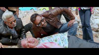 ...then how will you convince him? - Total Dhamaal