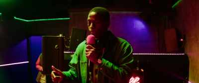 ♪ Then I flipped for a tip
Make me wanna do tricks for him ♪ - Rye Lane