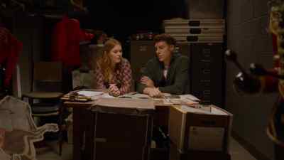 - Then I hire another PI
to help me find it. - Five Gold Rings
