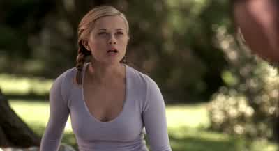 Why can't we be togetherYou wanna know whyYes I wanna know whyI don't trust myself with you - Cruel Intentions