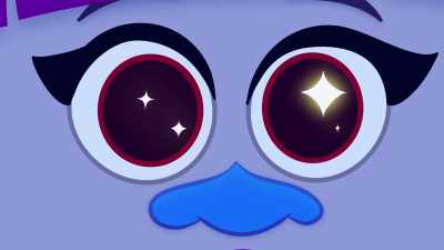 Then, the warm smile. - Trolls: TrollsTopia