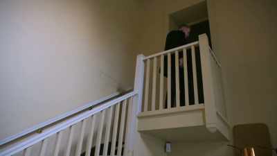 Then she turned and then just glided
right through this door. Wow. - Spooked Scotland