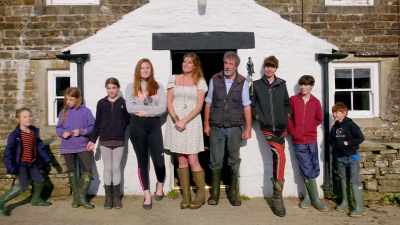 Then we've got
Annas, Clemmy and Nancy. - Our Yorkshire Farm