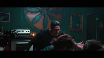 -  Then what?
- Fuck. - Righteous Thieves
