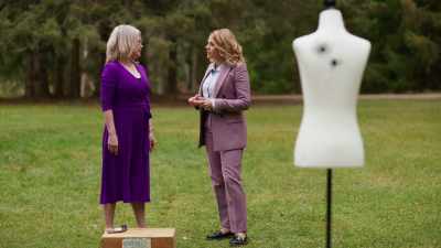 Then who's lying,
according to Harold's note? - The Jane Mysteries: A Deadly Prescription