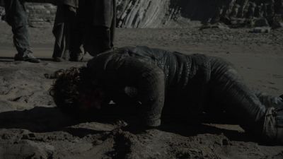 (THEON GROANING AND PANTING) - Game of Thrones