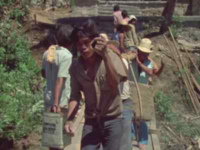 There were 600 people
working on this thing. - Hearts of Darkness: A Filmmaker's Apocalypse