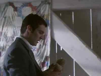 - There was a baby here.
- Used to hear it cry. - The Pretender