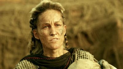 There is a bounty
on sky people. - The 100