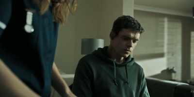 There is a burn and a bruise, and it
looks like you've ruptured your eardrum. - Bodyguard