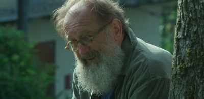 There is a famous sentence
that we say, - Architecton