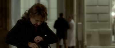 - There was a...
- I didn't touch it. - Haute Couture