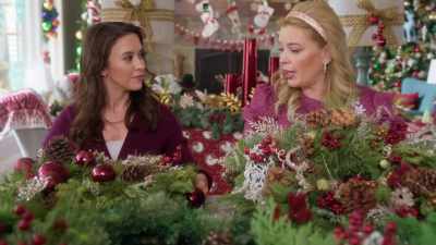 There is a school of
thought that unless you - Haul Out the Holly: Lit Up
