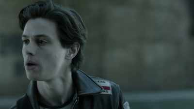 - There was a shooting. - Eyewitness