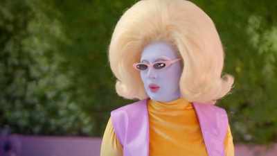 There is a special room
that I have to see. - Trixie Motel