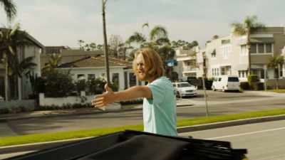 - There was a... There was a seal!
- What are you doing? - Lodge 49