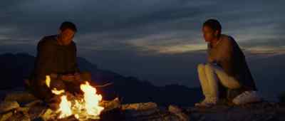 There is a water close by. - Cloud Atlas