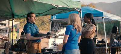 There ain't
no better commercial for a gun - Queenpins