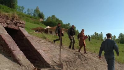 There is an underground tunnel system
that leads to the main temple. - Stargate SG-1