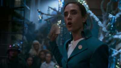 There are 400 souls downtrain... - Snowpiercer