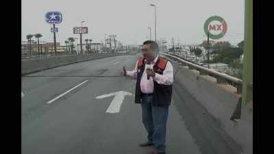 There are blockades
at the International Bridge - Cowboy Cartel
