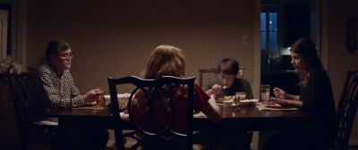 There are boundaries Lily between a father and a daughter - Assassination Nation