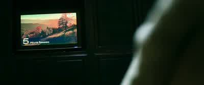 There are five minutes remaining in this year's Purge. - The Purge: Anarchy