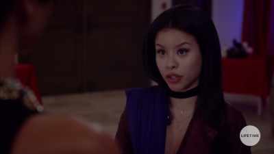 There are going to be vampires
hiding in the cellar - Drink Slay Love