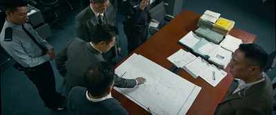 There are hundreds of hostages inside - Shock Wave