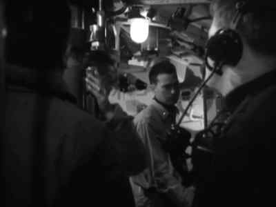 - There they are. I got the signal. - Submarine Command