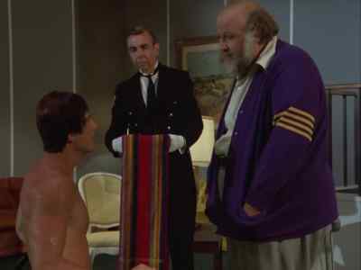 - There are more?
- Plenty of 'em. - Man from Atlantis