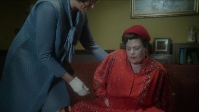 There you are. - Call the Midwife